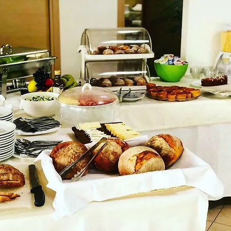 Sa Iba Hotel 4*